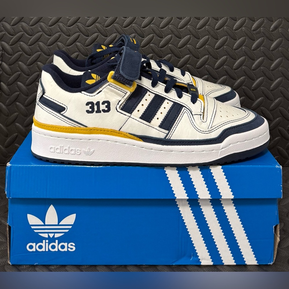 Adidas Originals Forum 84 Low IF7987 Detroit 313 Sneakers Mens Size 9.5 - Picture 4 of 7